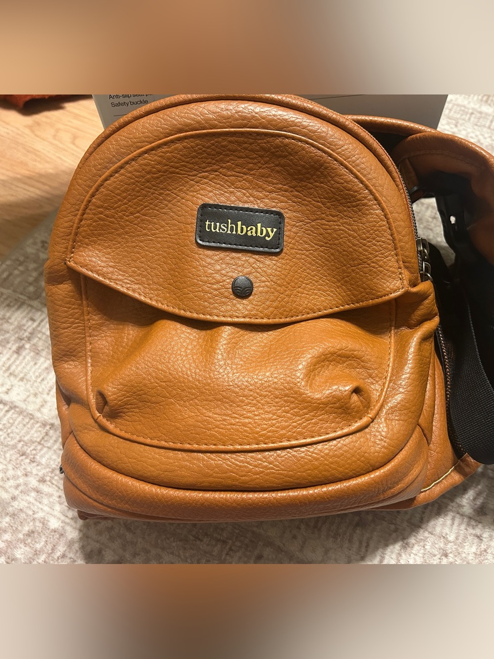 Tushbaby Cognac Vegan Leather Baby Hipseat